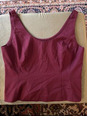ANTONIO MELANI Tailored Scoop Neck Camisole in Sangria